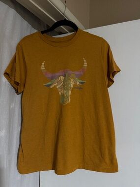 Wrangler Mustard Graphic Short-Sleeve Tee